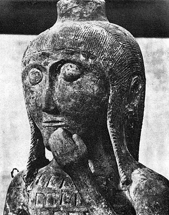 Погребальная урна этрусков.