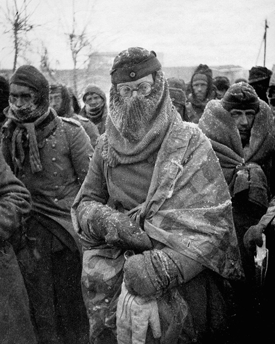 Немцы были врагами, но всё же людьми. Немцы были врагами, но всё же людьми.