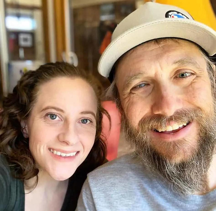 Мелани Кнехт и Тревор Хан.