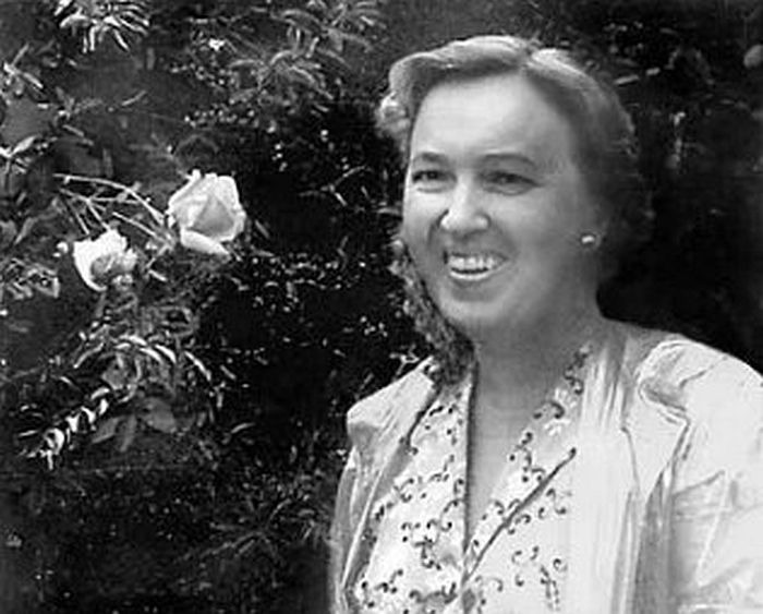 Михаила Ножкина возраст возлюбленной не смущал.