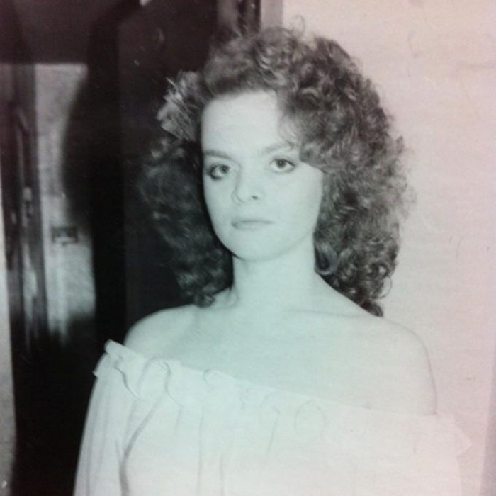 Лариса Долина в молодости. Лариса Долина в молодости.