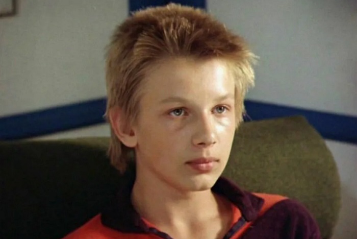 Дмитрий в юности, в фильме "Выше радуги"