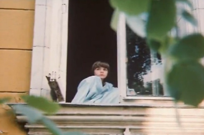 Алиса в окне больницы Алиса в окне больницы