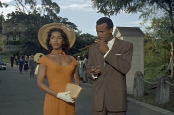 Дороти в фильме "Остров под солнцем"