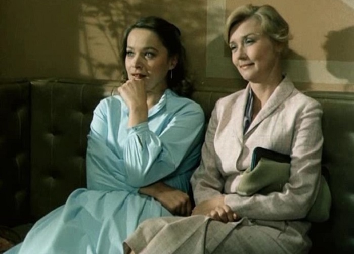 Людмила Стоянова и Вера Алентова в фильме "Время желаний"