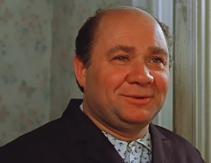 Евгений Леонов