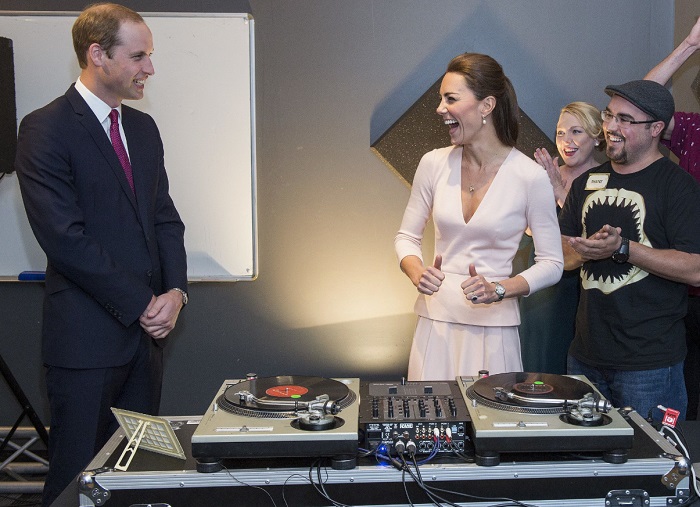 Кейт Миддлтон не справилась с ролью диджея