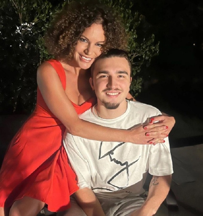 Максим Хворостовский с мамой