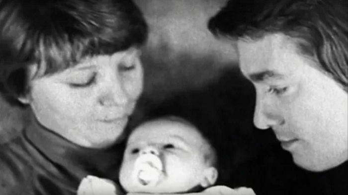 Игорь Старыгин и Мика Ардова с дочкой Настей