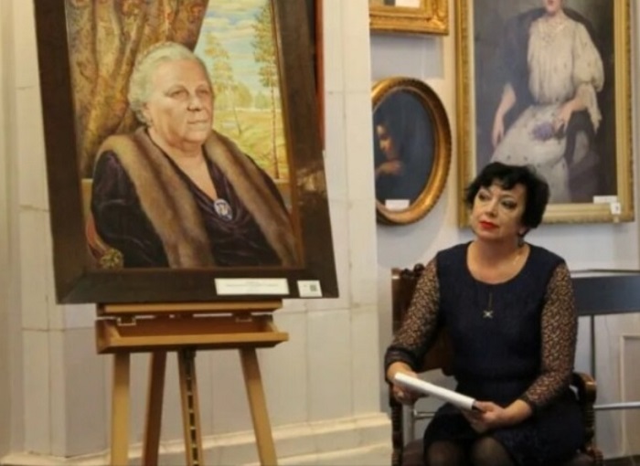 Портрет Екатерины Мазуровой в музее города Шуя