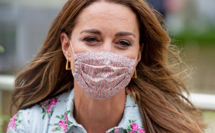 Во время пандемии Кейт Миддлтон, как и всем, пришлось носить маску