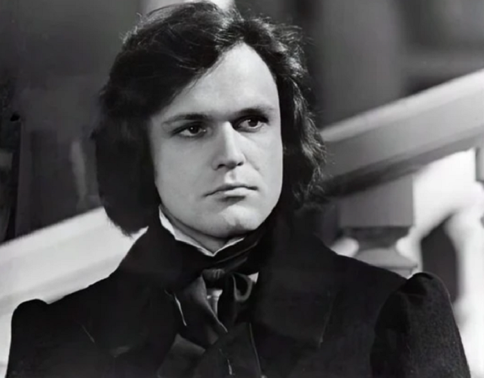 Николай Еременко-младший./Фото: кадр из фильма "Красное и черное"