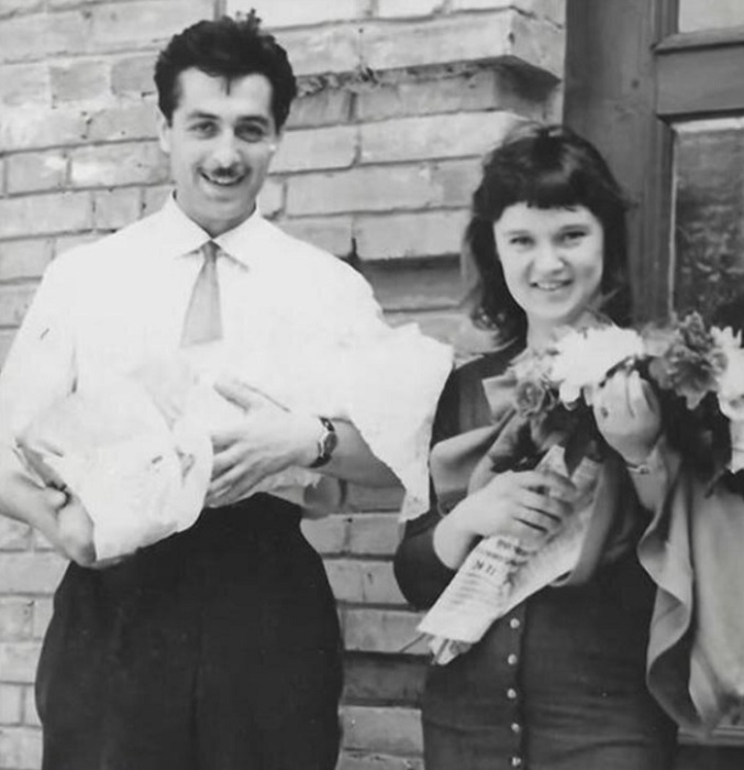 Гурченко и Андроникашвили с маленькой Машей Гурченко и Андроникашвили с маленькой Машей