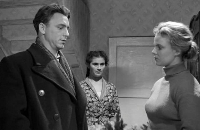 Валентина Пугачева, Нина Иванова и Николай Рыбников в фильме "Весна на Заречной улице"