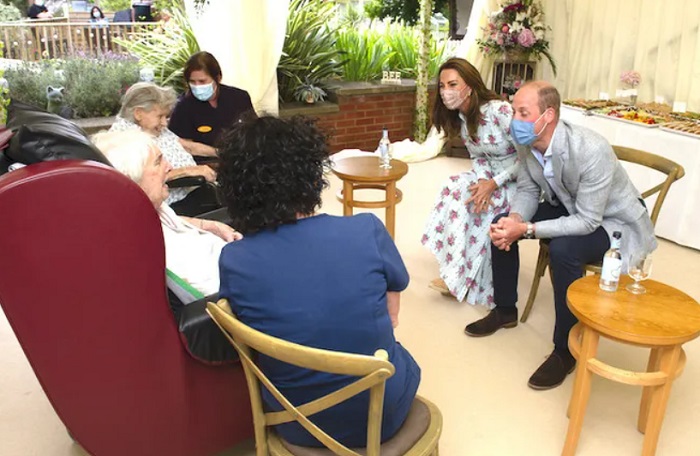 В доме престарелых принцессу не узнали