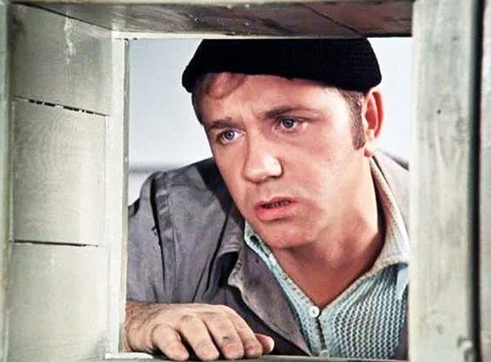 Леонид Куравлев в молодости./Фото: кадр из фильма "Афоня"