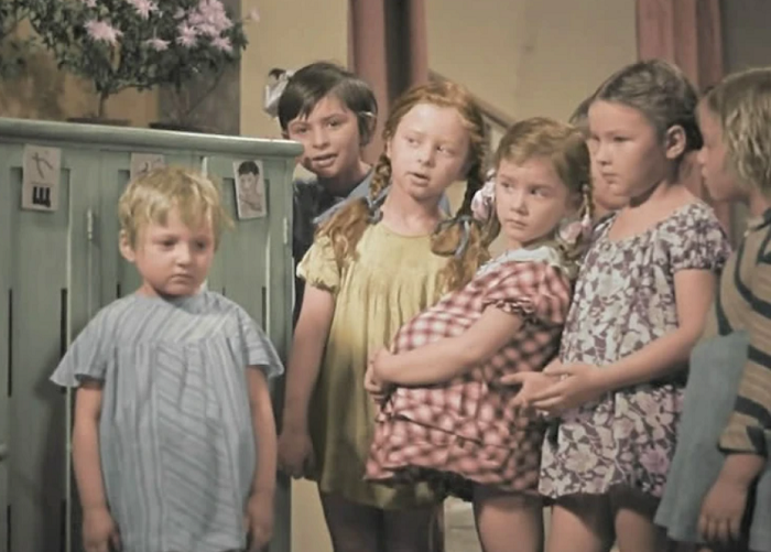 Кадр из фильма "Подкидыш"