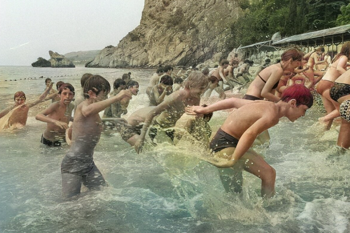 Купание в пионерском лагере./Фото из открытых источников