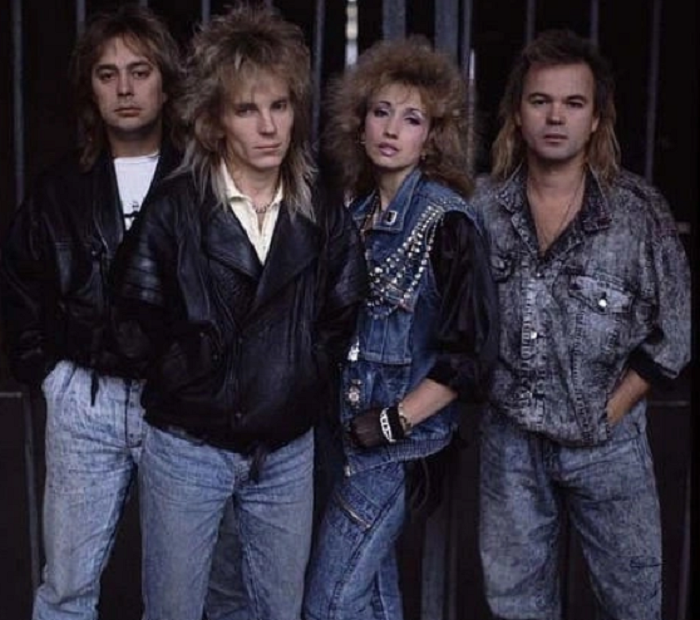 Ирина Аллегрова в составе группы "Электроклуб"./Фото: соцсети