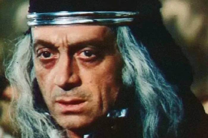 Нодар Мгалоблишвили в фильме "Иванко и царь Поганин" Нодар Мгалоблишвили в фильме "Иванко и царь Поганин"