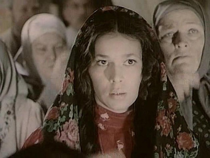 Екатерина Жемчужная в фильме "Вечный зов" Екатерина Жемчужная в фильме "Вечный зов"