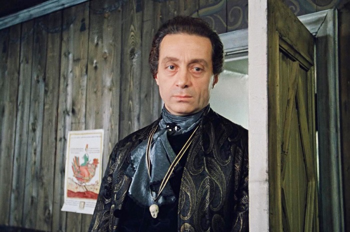 Нодар Мгалоблишвили в фильме "Формула любви" Нодар Мгалоблишвили в фильме "Формула любви"