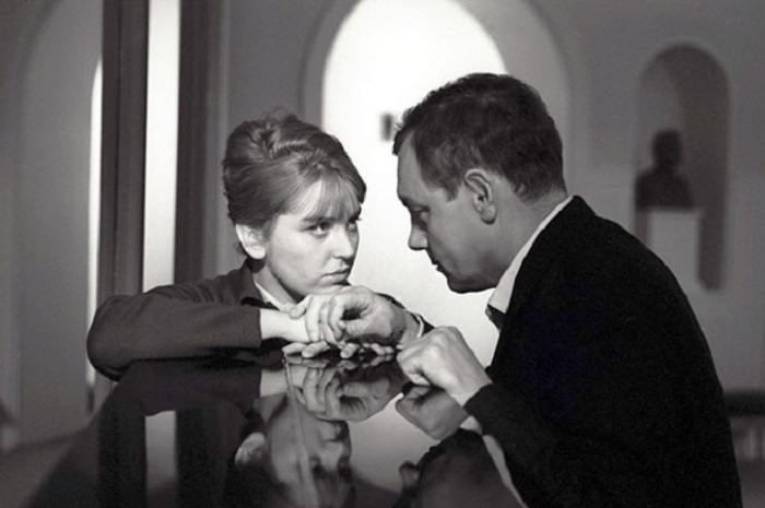 Инна Гулая и Кирилл Лавров в фильме "Долгая счастливая жизнь"