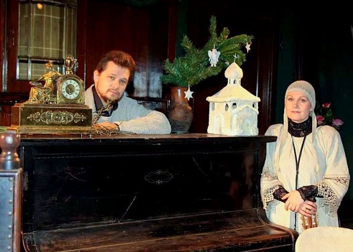 Александр Михайлов с женой Еленой Александр Михайлов с женой Еленой