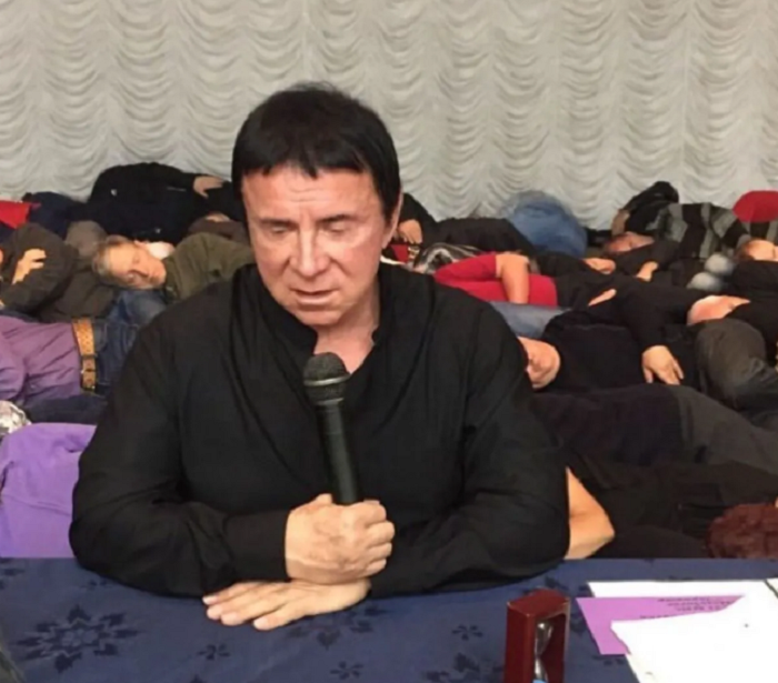 Кашпировский во время сеанса./Фото: соцсети