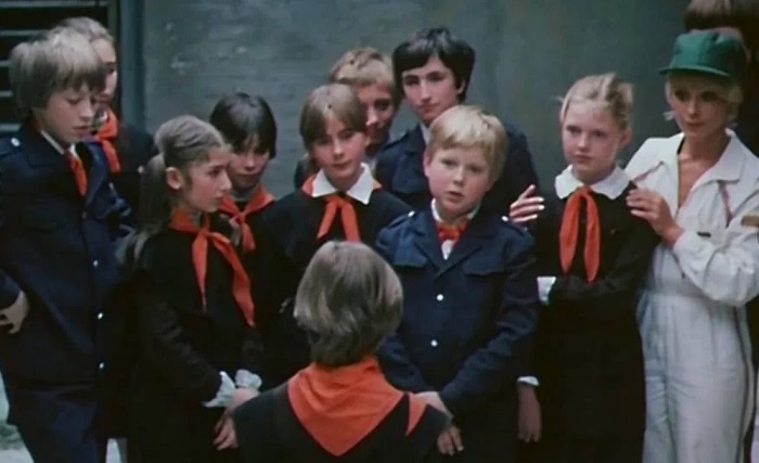 Кадр из фильма "Гостья из будущего" Кадр из фильма "Гостья из будущего"