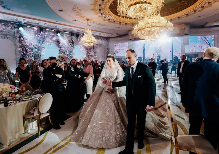 София Гуцериева выглядела настоящей принцессой в свадебном платье