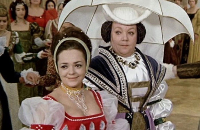 Кадр из фильма "Три орешка для Золушки"