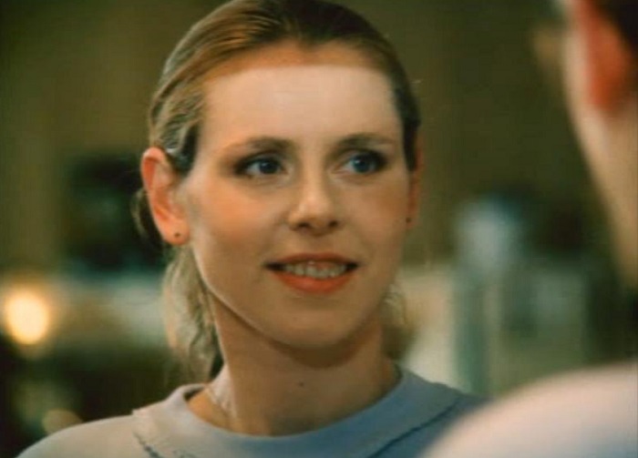 Мария Смоктуновская в фильме "Гений" Мария Смоктуновская в фильме "Гений"