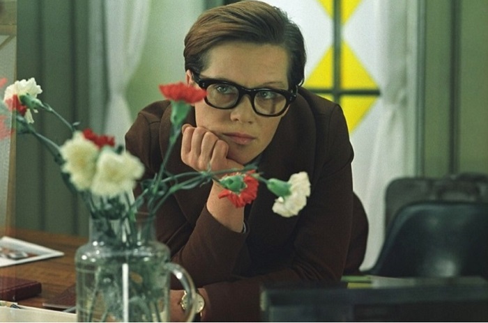 Любовь заставила вспомнить о том, что она Женщина Любовь заставила вспомнить о том, что она Женщина