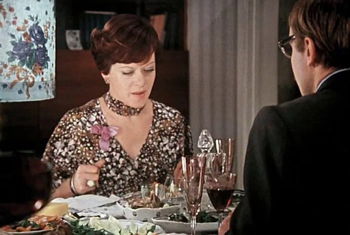 Женственное платье с нежным принтом Женственное платье с нежным принтом