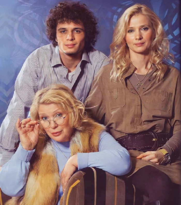 Галина Польских с младшей дочерью Марией и внуком Филиппом Галина Польских с младшей дочерью Марией и внуком Филиппом