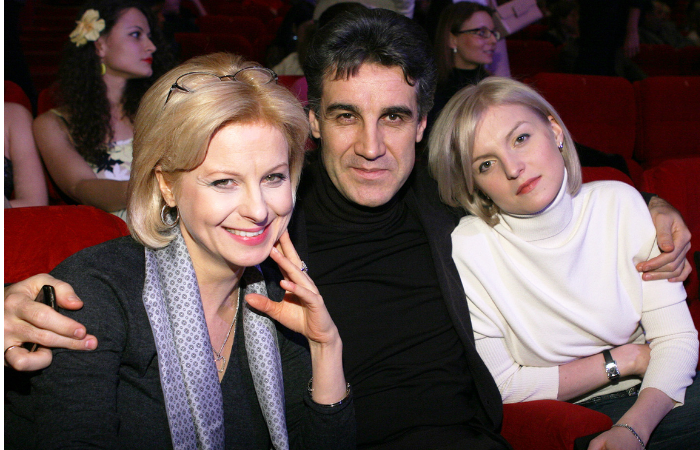 Алексей с Валентиной и Дарьей./Фото: foto-leto.ru Алексей с Валентиной и Дарьей./Фото: foto-leto.ru