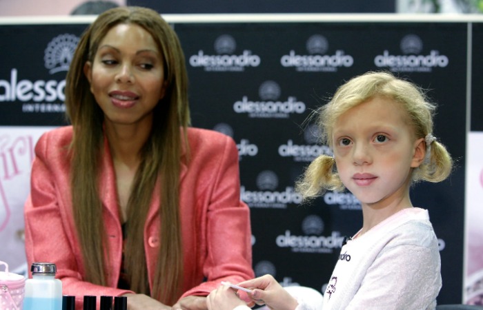 Анжела и Анна Ермаковы. Анжела и Анна Ермаковы.