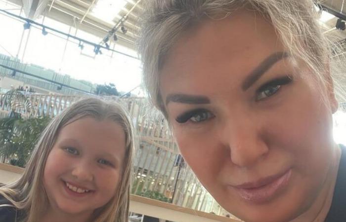 Мария с дочкой Марусей. Мария с дочкой Марусей.