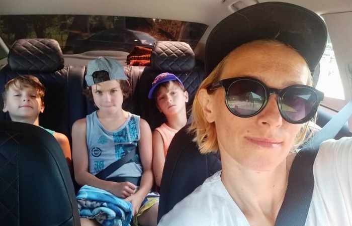 Мария Болтнева с детьми.