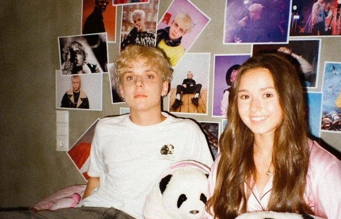 Ваня Дмитриенко и Камила Валиева.