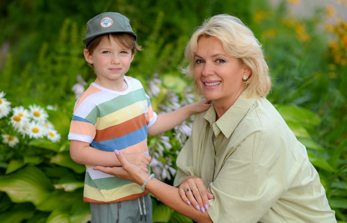 Мария Порошина с сыном Андреем. Мария Порошина с сыном Андреем.