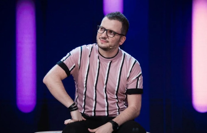 Дмитрий Позов.