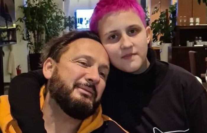 Стас Михайлов с дочкой Дашей. Стас Михайлов с дочкой Дашей.