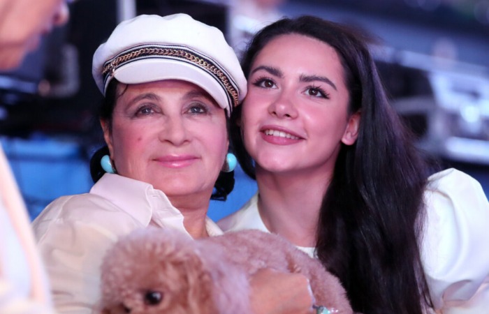 Ирина Винер и Лала Крамаренко. Ирина Винер и Лала Крамаренко.