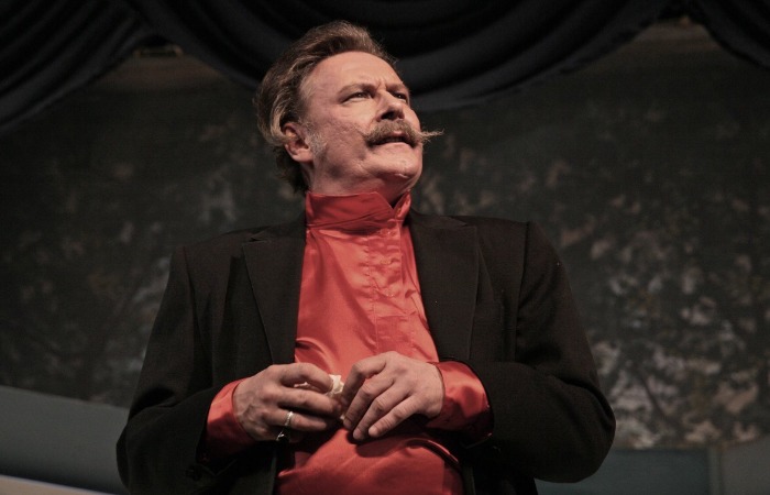 Александр Самойлов. Александр Самойлов.