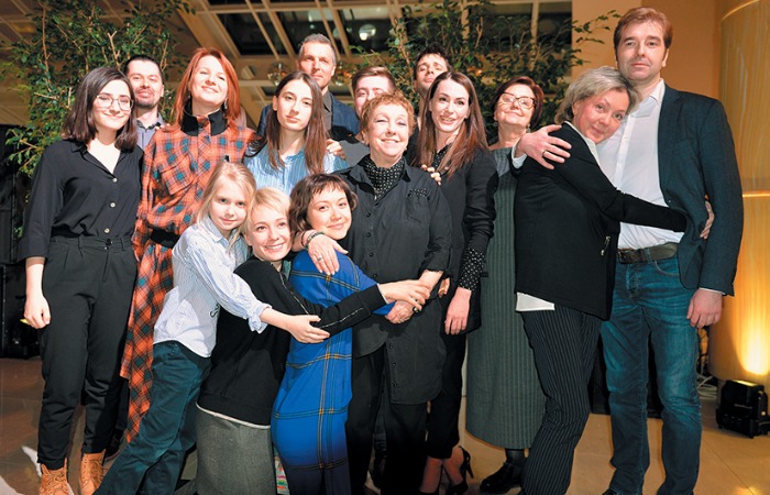 Ольга Волкова с семьей. Ольга Волкова с семьей.