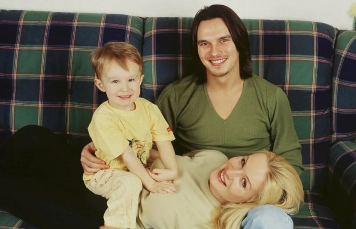 Влад Сташевский с первой семьей.