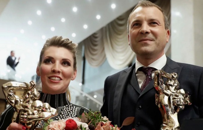 Ольга Скабеева и Евгений Попов.