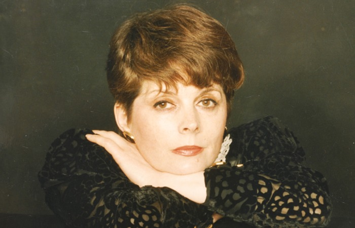 Клара Новикова. Клара Новикова.